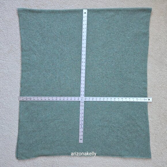 NWOT Tuckernuck Cashmere Scarf Green - Picture 2 of 16